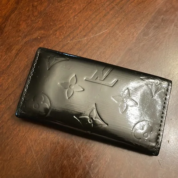 Louis Vuitton Vernis Keyholder Dyed - Picture 7 of 8